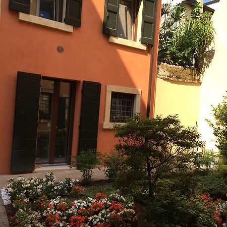 L'Angolino Nascosto ヴェローナ 部屋 写真
